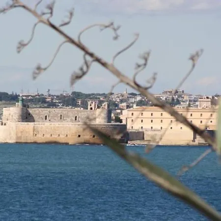 Levante Oda ve Kahvaltı Siraküza