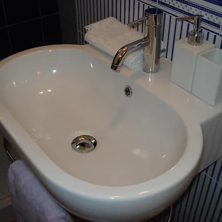 Oda ve Kahvaltı Levante