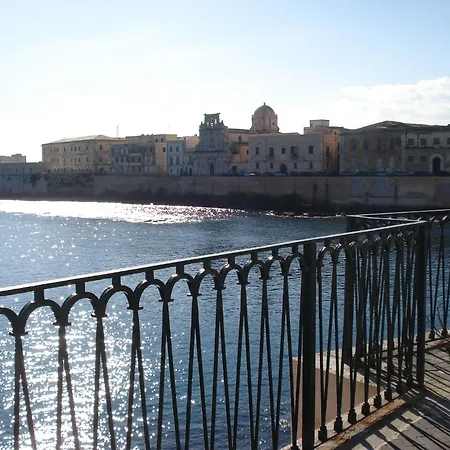 Levante Oda ve Kahvaltı Siraküza